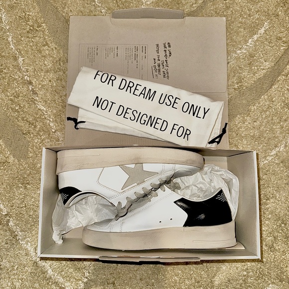 Like New w Box Golden Goose Stardan with ice-gray suede star and black heel 36 - Picture 4 of 10